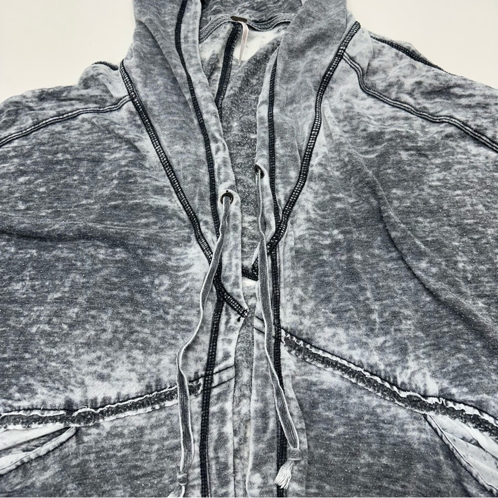 Free People Oversized Extreme Wash Hooded Lightweight Cardigan Women’s Size S - Picture 9 of 9